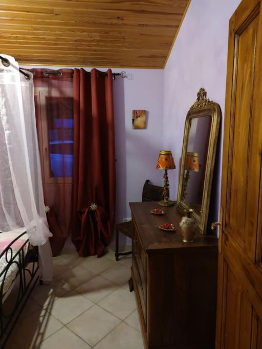 Sous Le Chateau Montaut  Εξωτερικό φωτογραφία