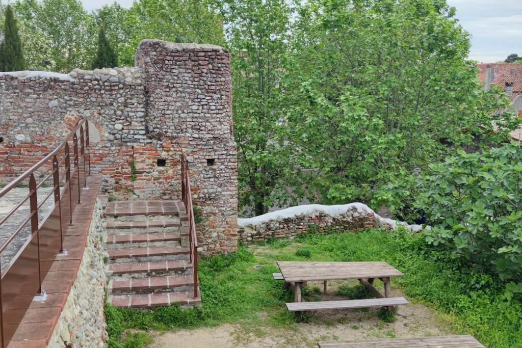 Sous Le Chateau Montaut  Εξωτερικό φωτογραφία